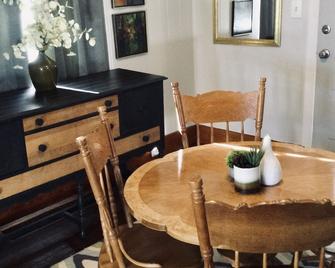 2 story house - 1 block from Clarion University / Penn West Clarion - Clarion - Jadalnia