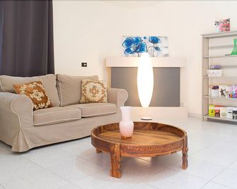 Residence Sant'Alessandro - Settecamini - Living room