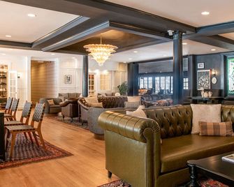 The Wentworth - Jackson - Lounge