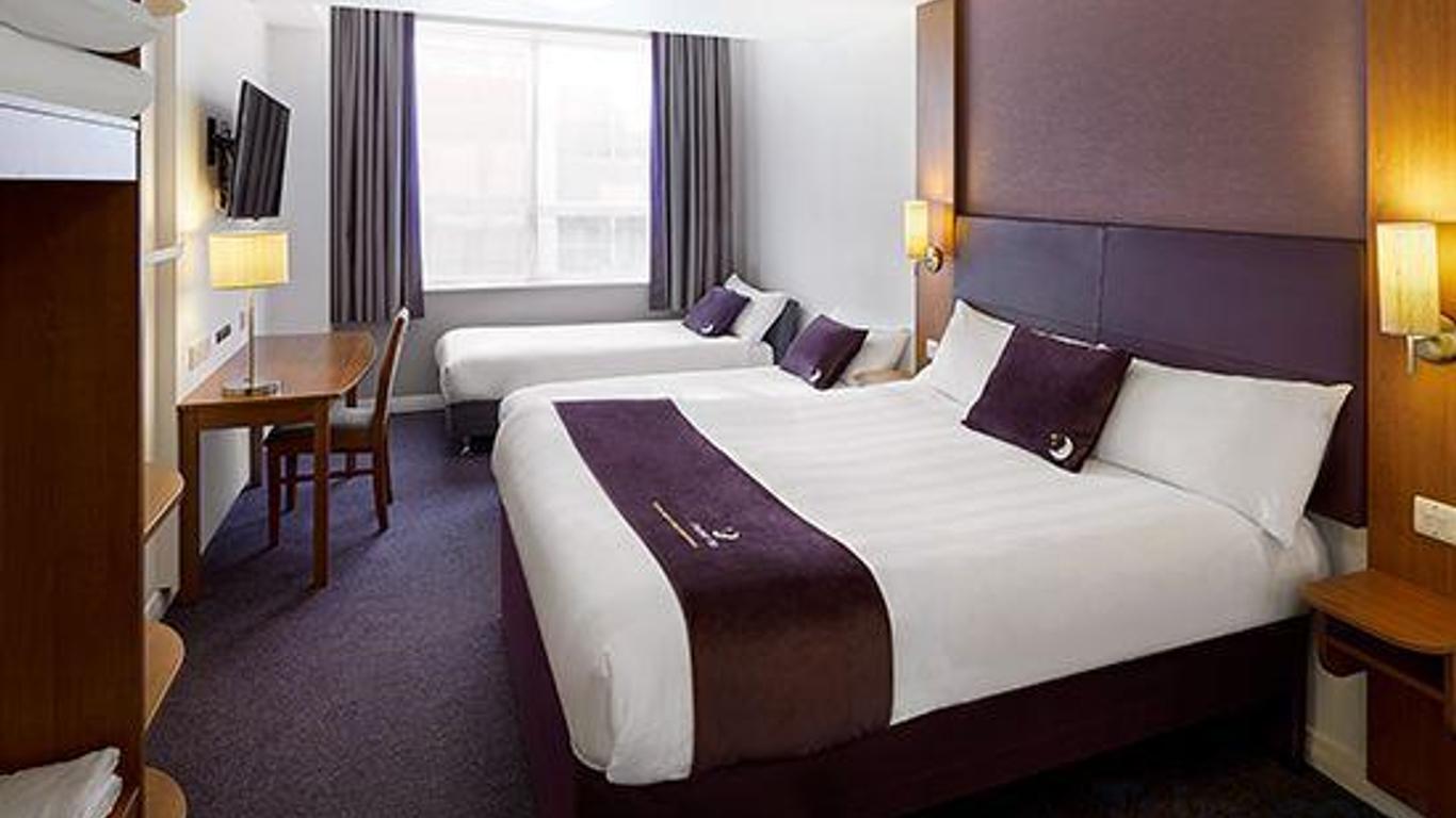 Premier Inn Manchester Men Printworks