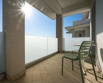Hotel Globus - Bellaria-Igea Marina - Balcony