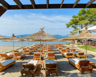 Ecuador Resort - ולור - פטיו