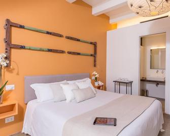 Hotel Intorno Al Fico - Fiumicino - Schlafzimmer