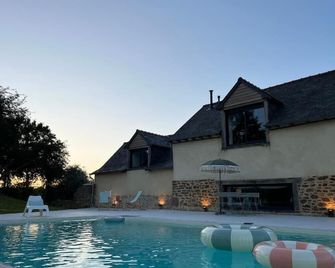 Le Logis de la Lettre - Tinténiac - Pool