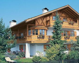 Ferienhaus Rosa 2 & 5 - Füssen - Gebouw