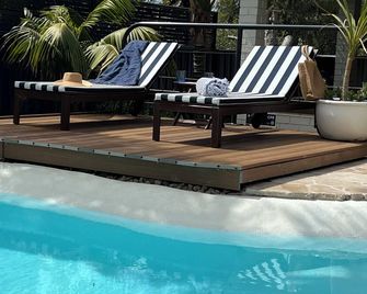 Mollymook Seascape Motel & Apartments - Mollymook - Piscina