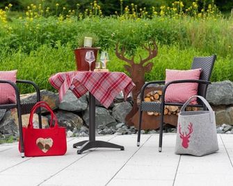 Vacation apartment Gipfelstürmer - Gästehaus Sonnenplatzerl - Pfronten - Patio