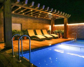Hotel Morning Glow - Digha - Pool