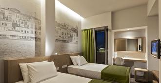 Kriti Hotel - Hanya - Yatak Odası