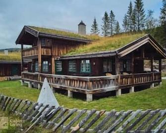 Grand cabin at Nesfjellet with lovely view, inddor Jacuzzi & sauna - Nesbyen - Edificio