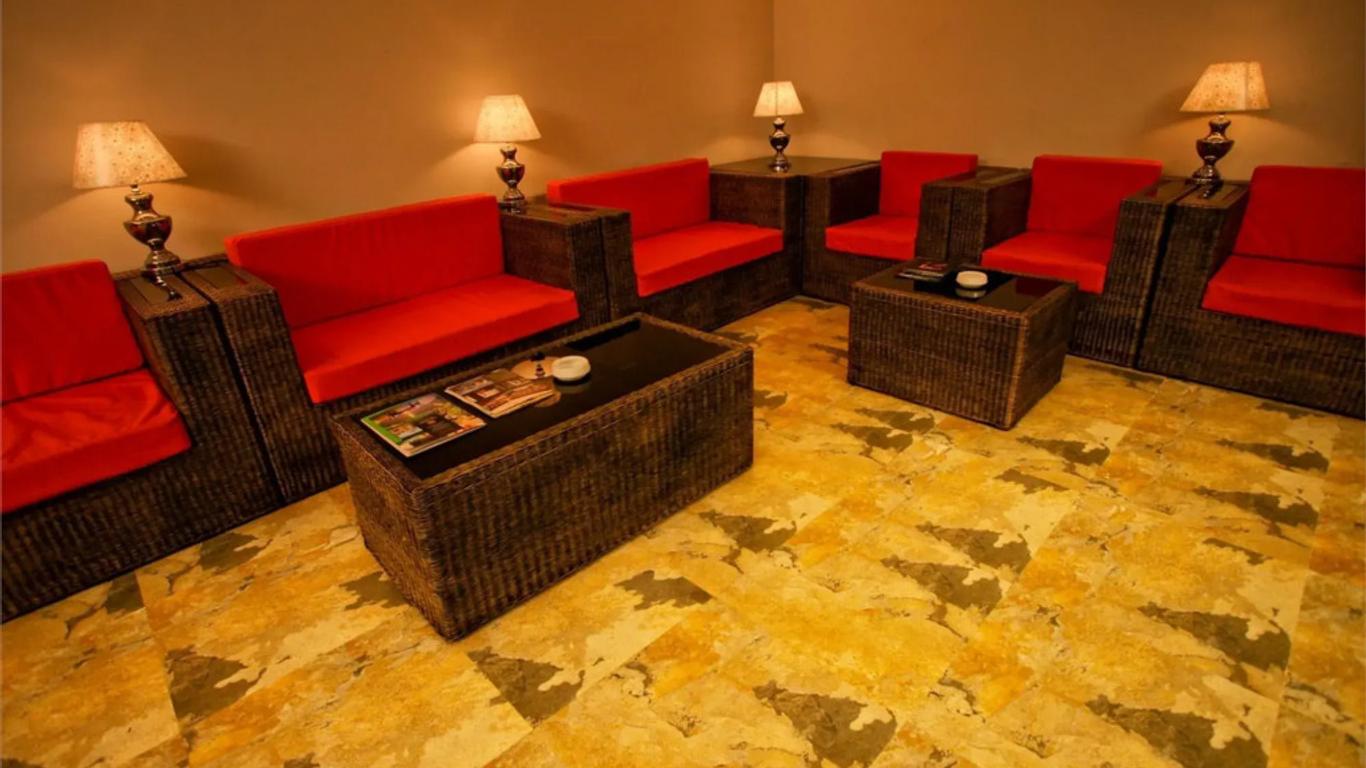 Hotel Travellers Nest Kandy