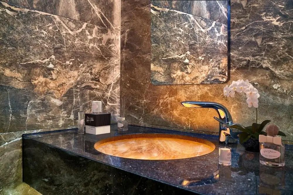 هوتل تساريفيتس