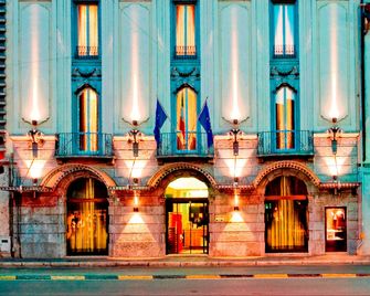 Hotel Royal Falcone - Monza - Budova
