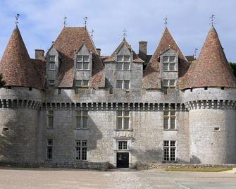 le taruquet - Eymet - Building