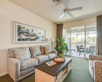 Beautiful Naples Golf Villa in Famous Lely Resort! - Naples - Living room
