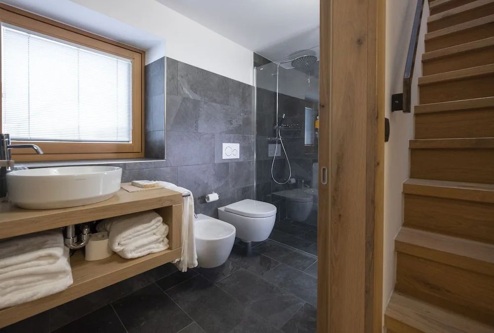 أكتيف هوتل روسات