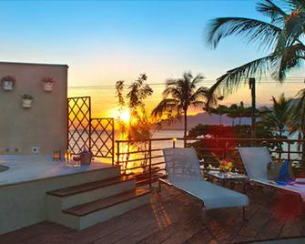 Abayomi Hotel - Ilhabela - Patio