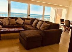 La Jolla Excellence Rosarito, luxury condominium with direct ocean views - Rosarito - Pokój dzienny