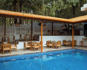 Verandah - A Beautiful Story, Near Anjuna Beach - Anjuna - Pool