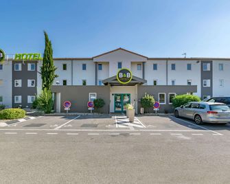 B&B HOTEL Aix-En-Provence Pont de l'Arc - אקס אה פרובאנס - בניין