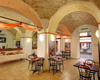 Hostel Marina - Cagliari - Restauracja