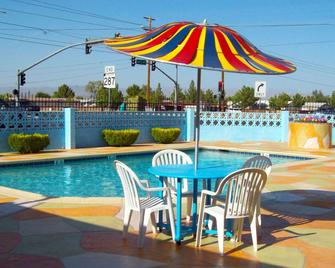 Blue Mist Motel Florence - Флоренція - Басейн