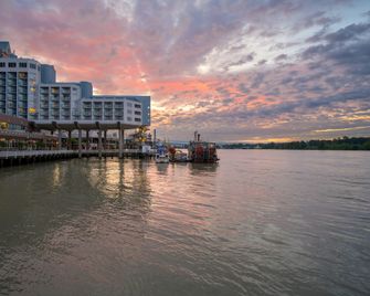 Inn At The Quay - New Westminster - Будівля