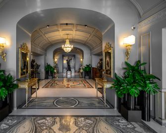 Grand Hotel Parkers - Napels - Lobby
