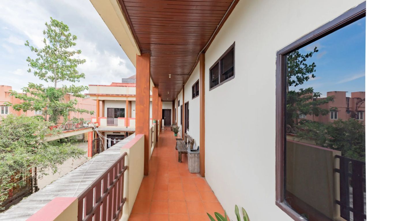 RedDoorz near Samarinda Square