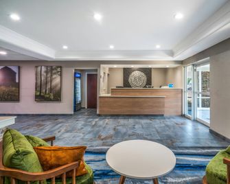 Fairfield Inn & Suites by Marriott Memphis I-240 & Perkins - Memphis - Recepción