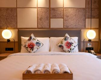 Sg's Greenotel - Lonavala - Bedroom