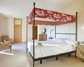 Hotel Villamarcilla - Marcilla - Habitación