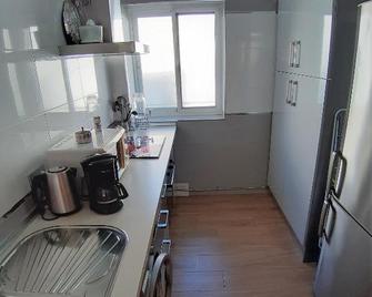 Modern Family Flat Malaga - Málaga - Cocina
