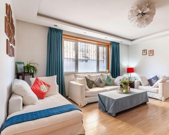 Tao Ge's B&B - Tianjin - Living room