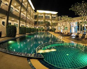 ذا ماليكا - بوكيت تاون - حوض السباحة