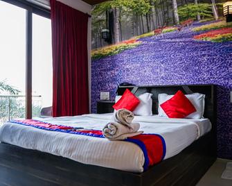 Hotel Baga Highq - Near Baga Beach - Baga - Slaapkamer