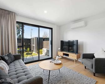 Albert Abode - Wanaka - Living room