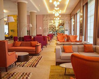 J's Signature Hotel - Port Harcourt - Lounge