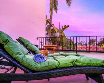 The Eagle Inn - Santa Barbara - Balcony
