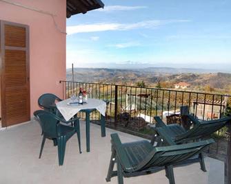 Agriturismo Al Brich Double room for two - Albaretto della Torre - Balcón