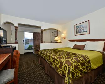 Americas Best Value Inn & Suites Williamstown - Williamstown - Bedroom