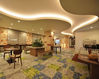 Hotel New Gaea Nishi Kumamoto Ekimae - Kumamoto - Lobby