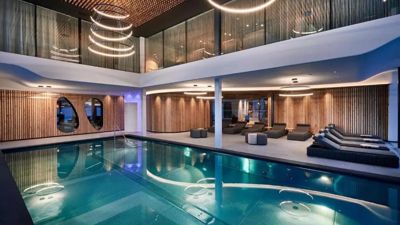Hotel Stoeres - Active wellbeing