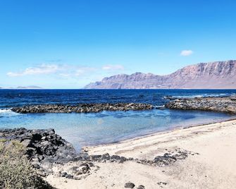Karma Famara 1 a 25m del mar - Caleta de Famara - Playa