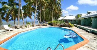 Sunhaven Beach Bungalows - Rarotonga - Pool