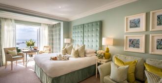 Roslin Beach Hotel - Southend-on-Sea - Bedroom