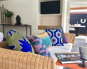 Origin Uluwatu - South Kuta - Living room