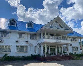 Pension Bloom - Ґудзьо - Будівля