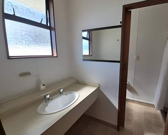 Napier Nest Motel - Napier - Bathroom