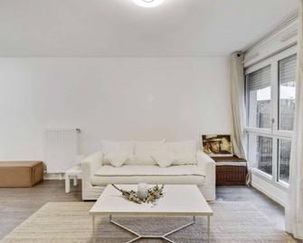 Chic studio Appartment - Rosny-sous-Bois - Soggiorno